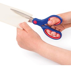 Ciseaux droitiers bouts pointus Staedtler Noris 17 cm