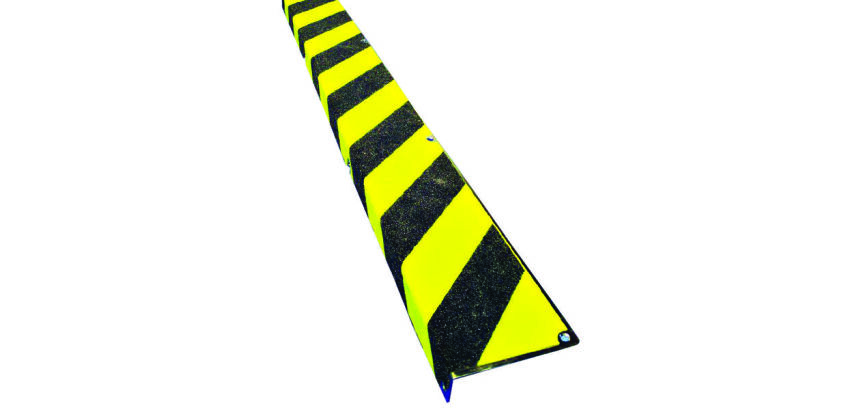 Nez de marche en acier inox