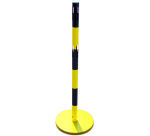 Poteaux en acier - Sur socle lesté