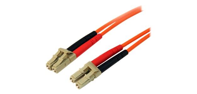 StarTech.com Câble patch à fibre optique duplex 50/125 multimode 30 m LC - LC