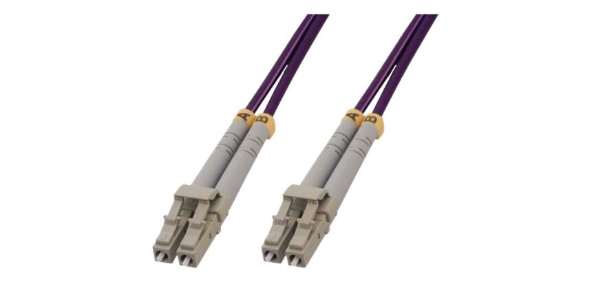 MCL 2m LC/LC OM4 câble InfiniBand et à fibres optiques LC/LC Violet