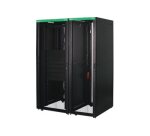 APC Baie EasyRack 600mm/42U/1100mm avec toit, panneau latéral, roulettes, noir