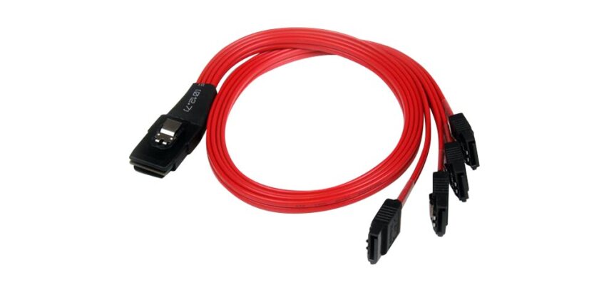 StarTech.com Câble inversé SFF-8087 vers 4x SATA de 50 cm - Mini SAS interne vers SATA