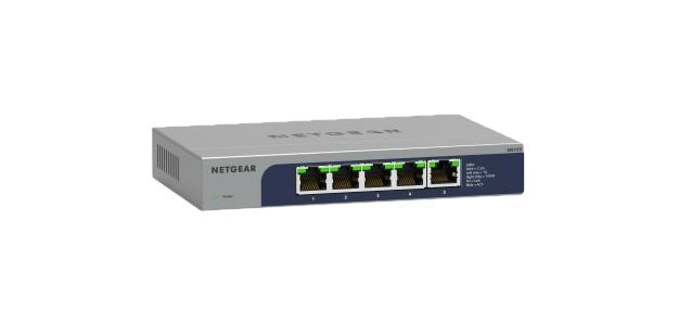 NETGEAR MS105-100EUS commutateur réseau Non-géré 2.5G Ethernet (100/1000/2500) Connexion Ethernet, supportant l'alimentation via ce port (PoE) 1U