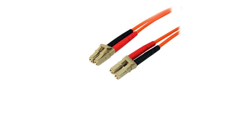 StarTech.com Câble patch à fibre optique duplex 50/125 multimode 15 m LC - LC
