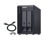 QNAP TR-002 Boîtier de disques de stockage Boîtier disque dur/SSD Noir 2.5/3.5"