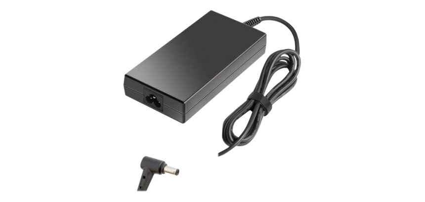 DLH DY-AI3956 adaptateur de puissance & onduleur Intérieure 230 W Noir