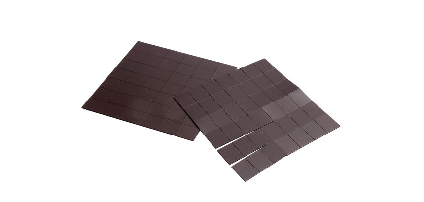 Aimant adhesif o'color 25x20mm coloris blanc et noir sachet 168 unites