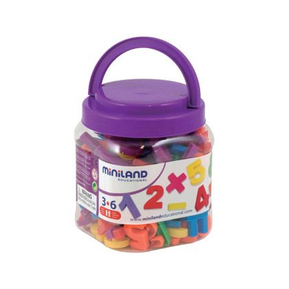 Jeu miniland lettres numéros magnétiques pot de 162 pièces