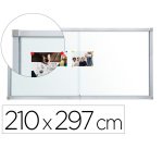 Vitrine affichage vanerum cube interieur fond tole      laquee portes coulissantes    verre 10 feuilles a4