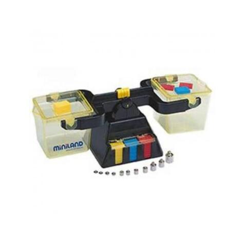 Mesure et pods miniland balance liquides solides      plastique 2 bacs gradues de   100 a 1000 ml 14 masses