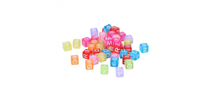 Perle plastique innspiro forme carree 6mm imprimee     alphabet blanc coloris        transparents pastels assortis