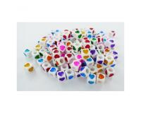 Perle plastique innspiro forme cube 6mm decor coeur    coloris assortis bocal de 600 perles