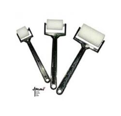 Rouleaux a peindre manche plastique lot de 3