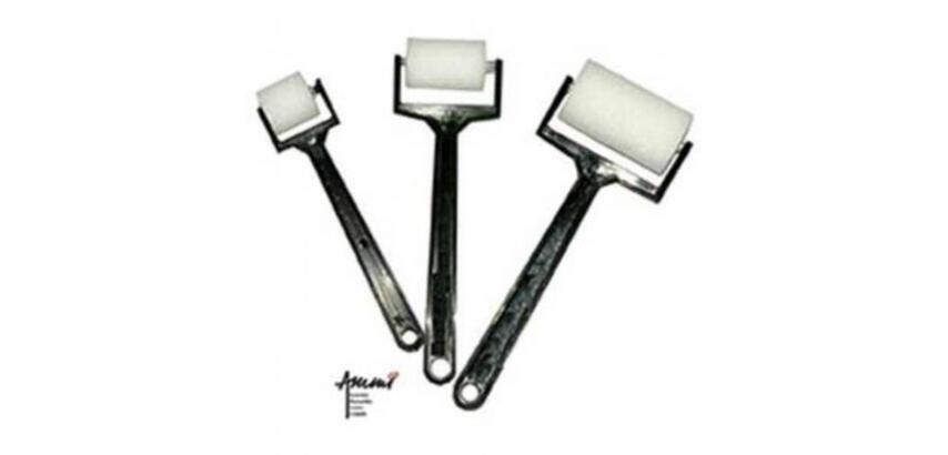 Rouleaux a peindre manche plastique lot de 3