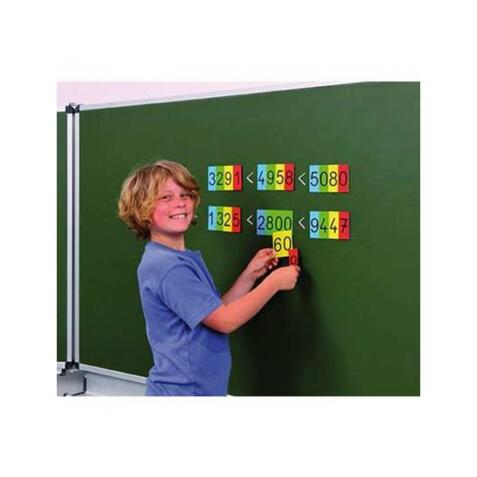 Supports et tableaux magnetiques cartes nombres    magnetiques de 1 a 9 000 4    couleurs differentes 40