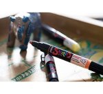 Marqueur peinture pébéo skrib acrylique brillant multi-supports pointe 0.7mm couleurs classiques set 12 unités