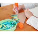 Stick de colle cleopatre invisible forte usage         intensif sans solvant carton  papier photos des 6 ans 21gr