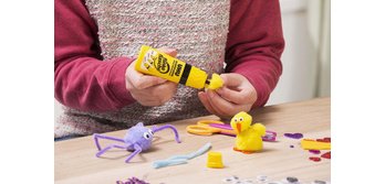 universal glue in a bottle, with solvent, 90 g