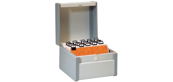 Boîte à fiches, A6 portrait, peinte en gris