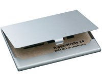 Etui à cartes en aluminium, jusqu'à 15 cartes. Dimensions : L 9,2 x H 0,5 x P 6,3 cm