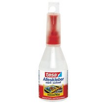 Colle universelle, dans un flacon en plastique, 1.750 g