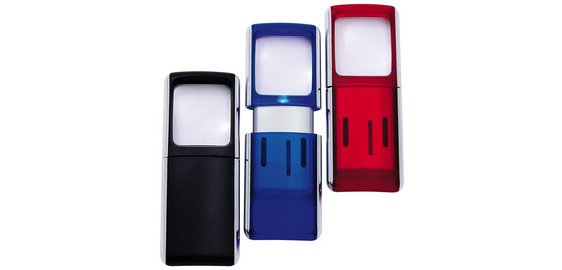 Rectangular magnifier with LED lighting