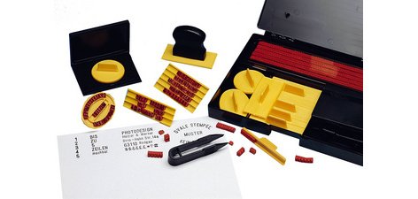 Imprimerie à caractères avec 601 types