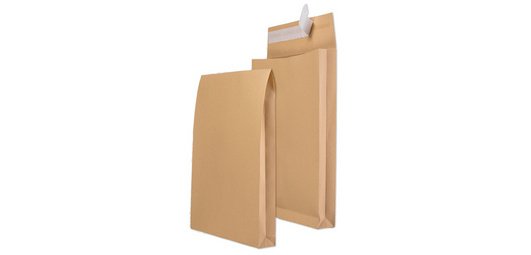 Gusseted envelope with adhesive tape, B4