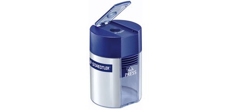 Pencil sharpener with reservoir, round, silver