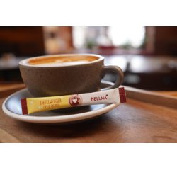 Sticks de mousse à café, dans un présentoir en carton