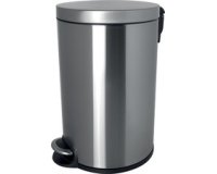 Trash bin with pedal "The Silent"