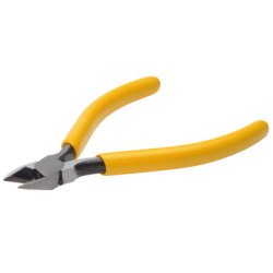 Pince coupante, surface tranchante