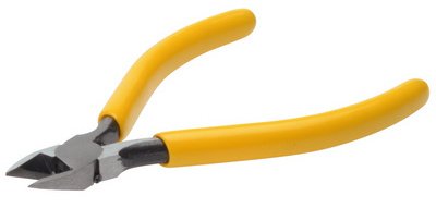 Pince coupante, surface tranchante