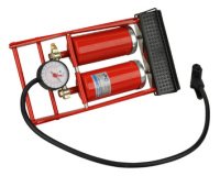 Pompe à air à pédale avec double cylindre