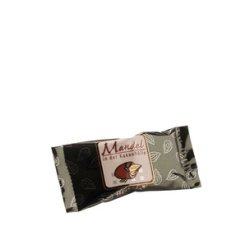 Amandes enrobées de cacao, boîte de dégustation