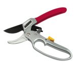 Sécateur avec cliquet