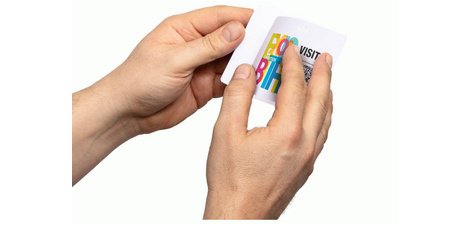 Bezoekersbadge 'VISITOR BADGE', film, wit