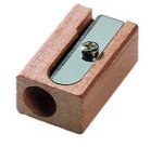 Taille-crayon, en bois, forme de bloc