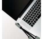 Hub USB-C avec fiche coudée, 4 ports