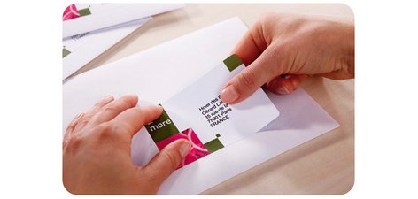 Etiquette avery jet encre \"mon tiembre en ligne\"  63,5  x 33,9mm boite de 360