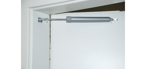 Ferme-porte pneumatique