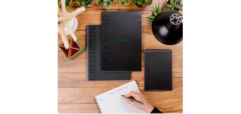 Greenbook cahier recyclé et recyclable en carte souple 350 g/m2 - A5+ 16 x 21 cm 160 pages 5/5 perforation 6 trous - Papier Clairefontaine recyclé 90 g/m2 - Noir - New - Noir