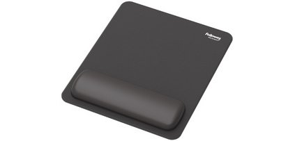 Wrist rest with Breyta mouse pad