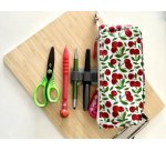 Trousse 'Oeuf sur le plat', en polyester,