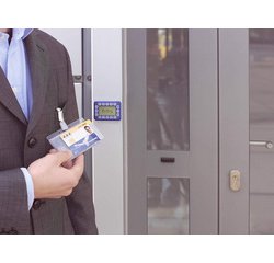 Porte-badges avec clip DOPPELBOX, transparent