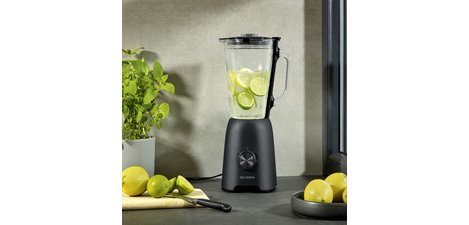 Blender SM 3724, 600 watts, matte black