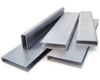 Agrafes étroites 90/30 mm galvanisées, 5.000 pièces