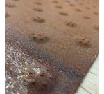 Dalle podotactile en acier corten