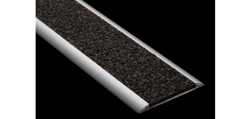 Nez de marche profil plat aluminium minéral - Noir - 39 x 3005
